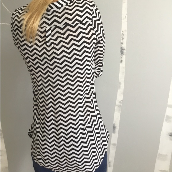 Rue21 Chevron blouse - Picture 5 of 7